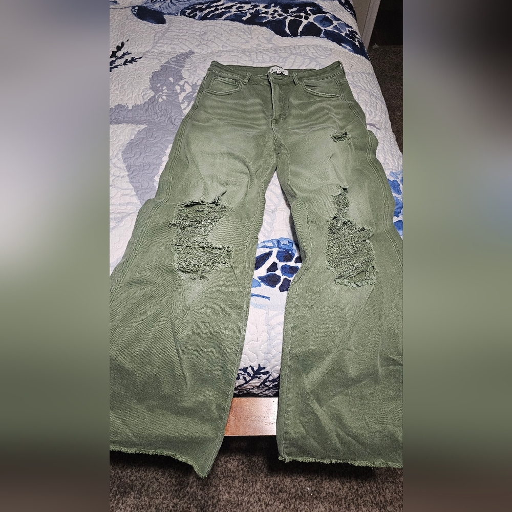 BLAKELY SIZE 13 Olive Distressed Women Jeans